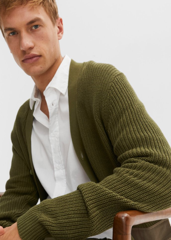 Strickjacke mit Webtaschen