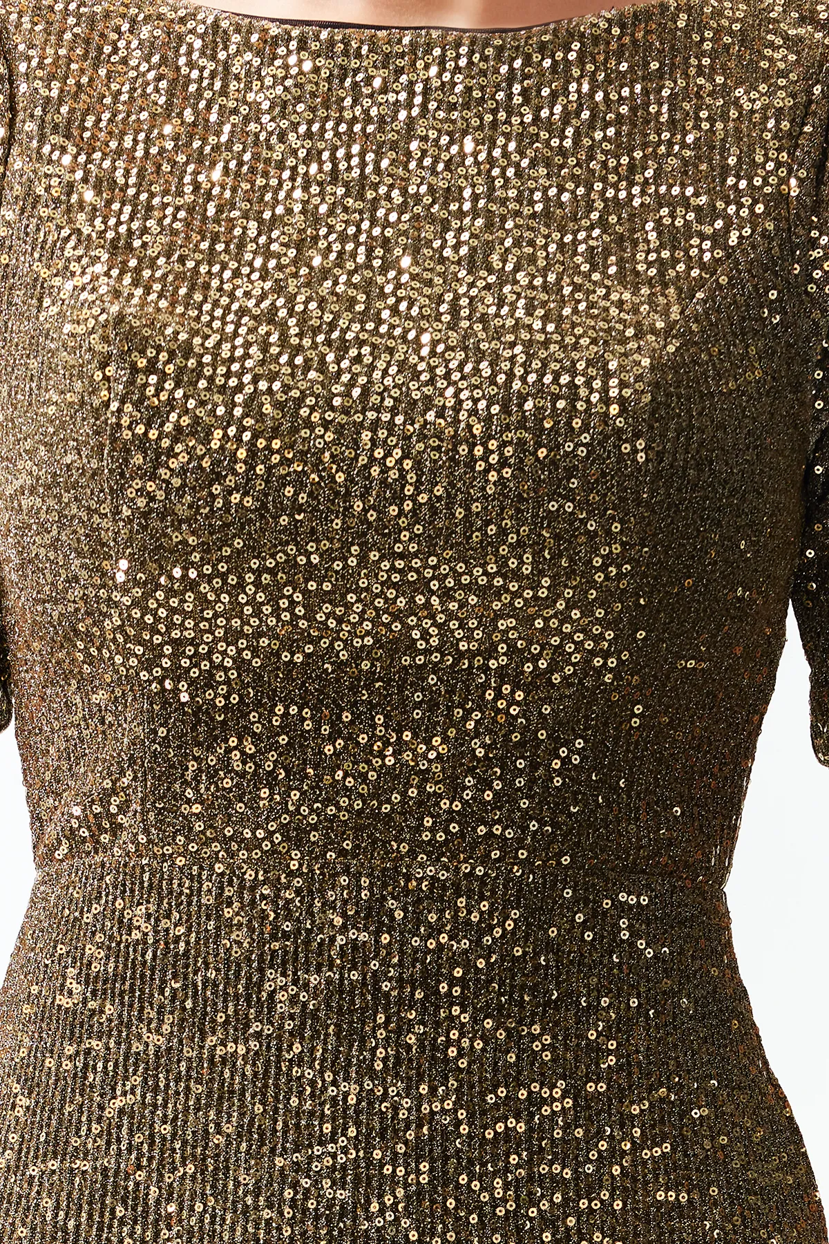 Trendyol Collection  Elegantes Abendkleid mit glitzernden Pailletten in Gold