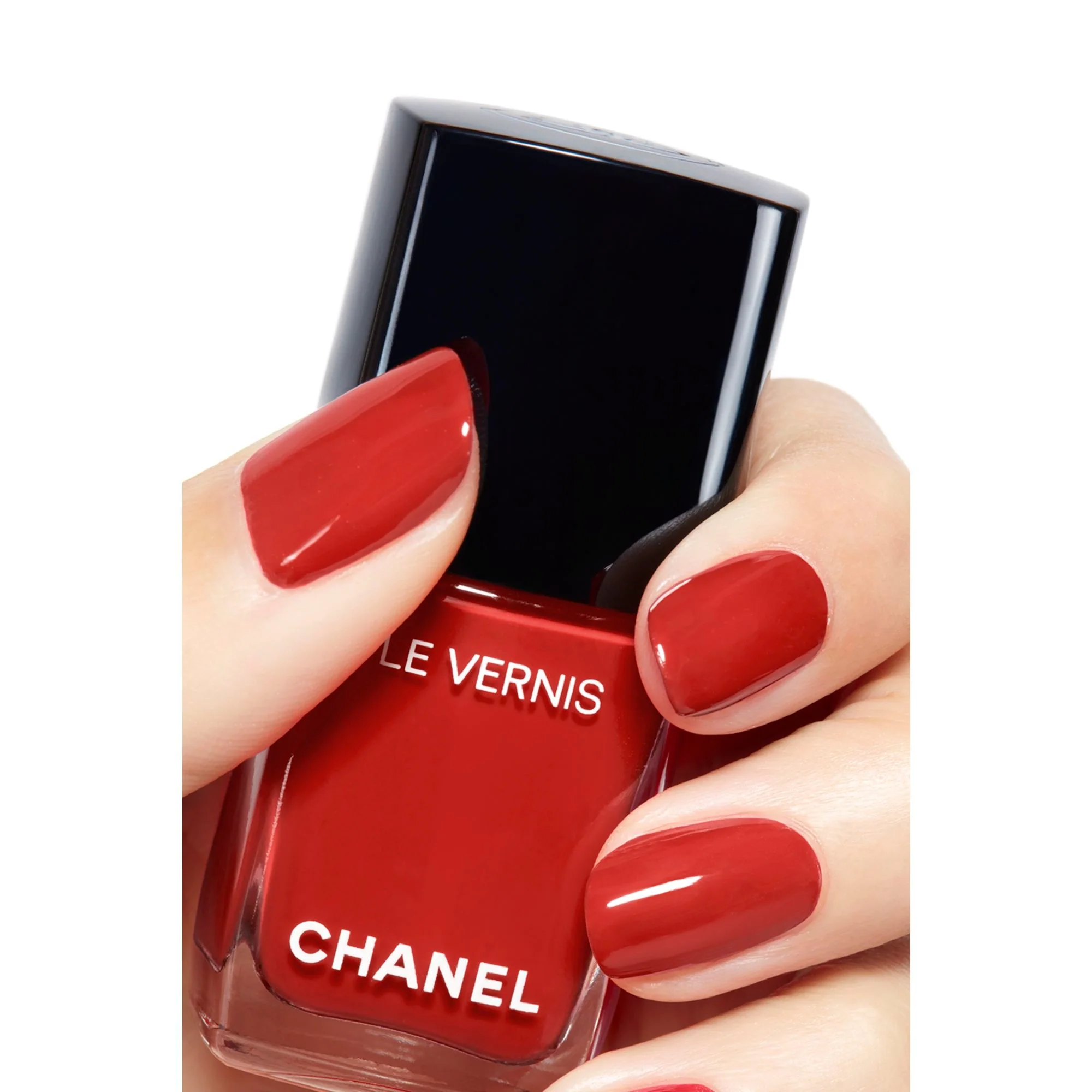LE VERNIS - COLORE E BRILLANTEZZA LUNGA TENUTA