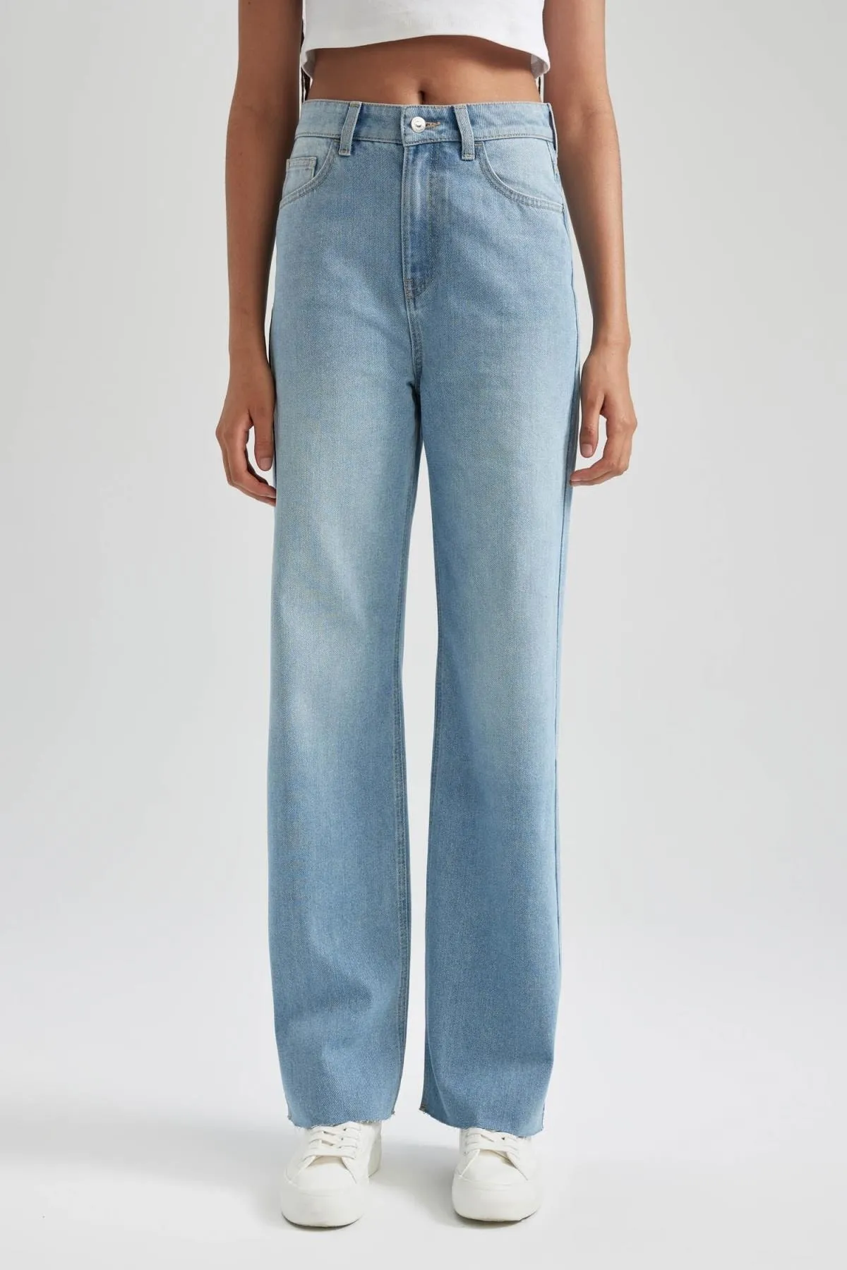 DeFacto  90er-Jahre-Jeans mit weitem Bein, hoher Taille und weitem Bein