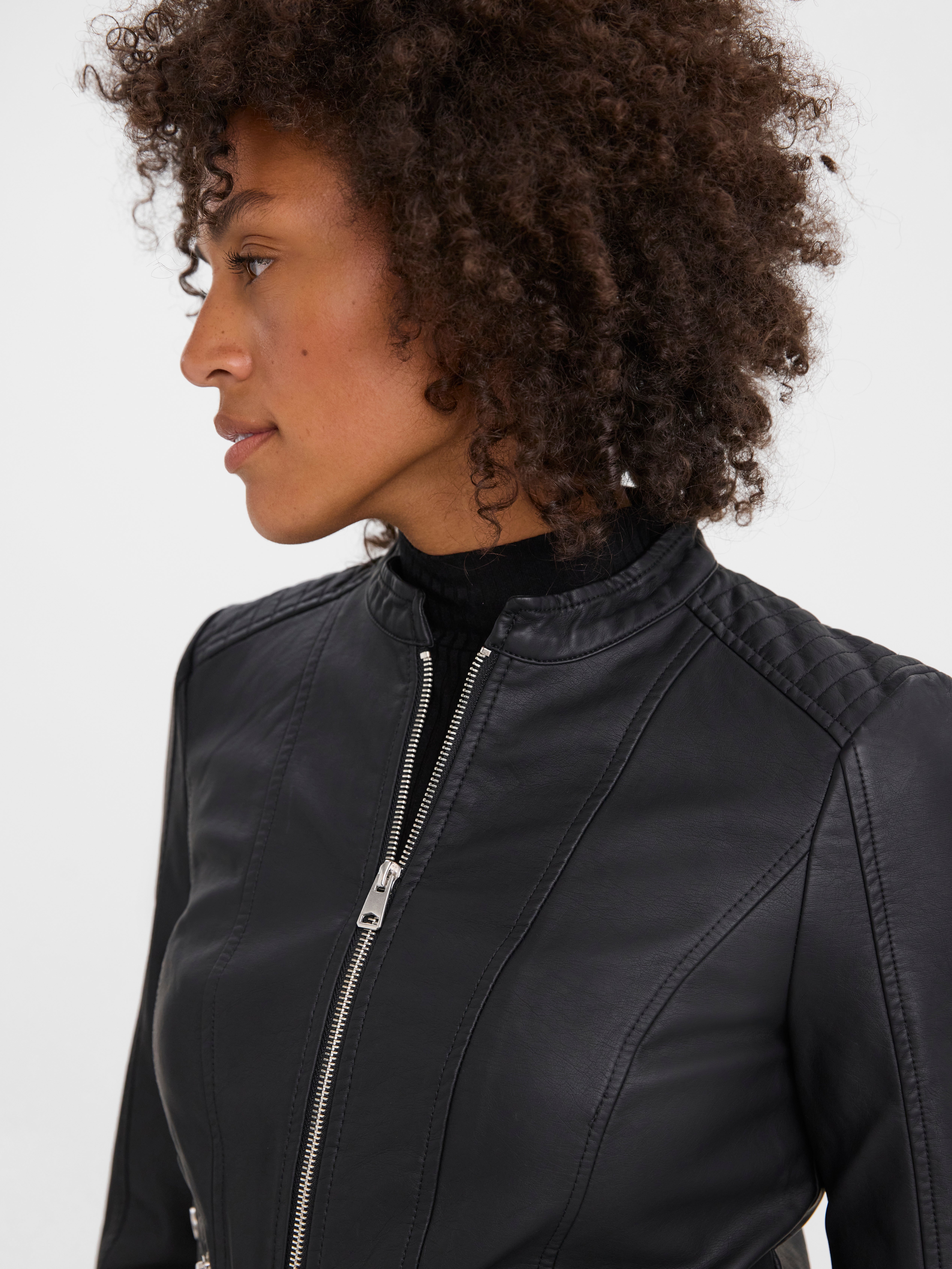 VMKHLOEFAVO Jacke