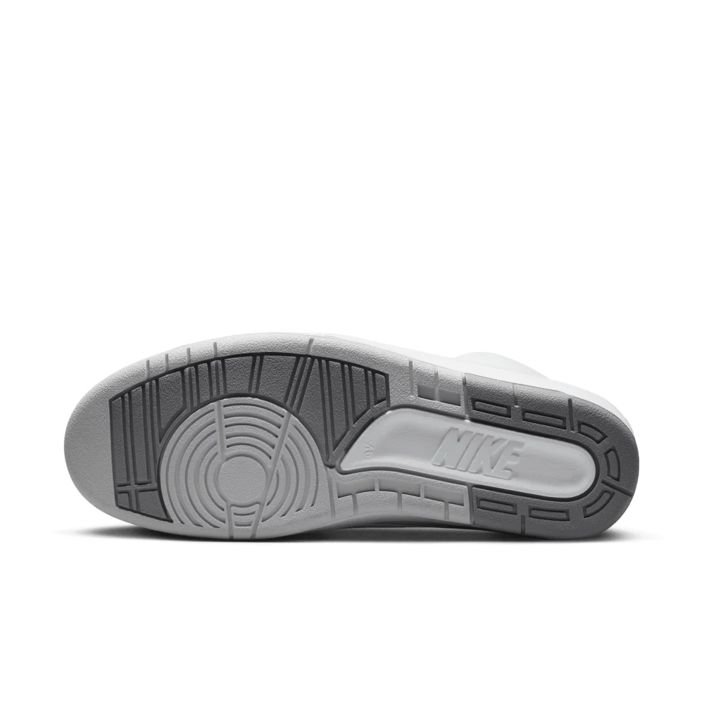 NIKE JORDAN 2 Retro Cement Grey DR8884-100 / weiss