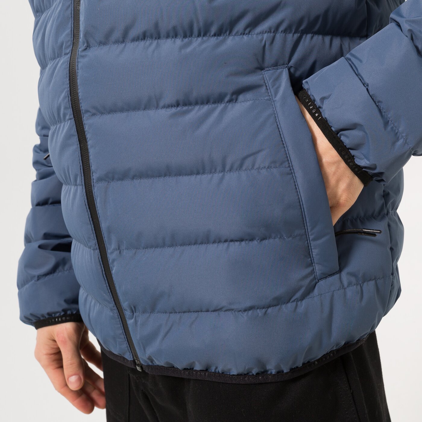 CONFRONT DAUNENJACKE CONFRONT ESSENTIAL Blau
