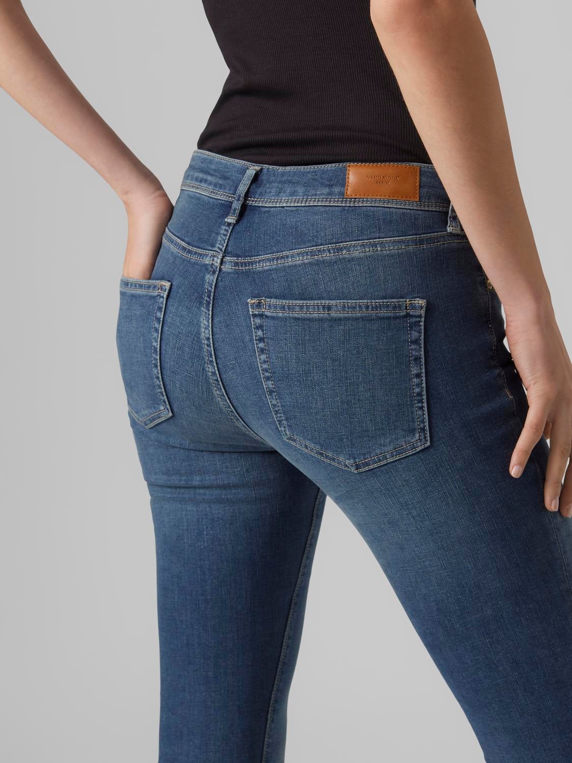 VMLUX Mid Rise Slim Fit Jeans