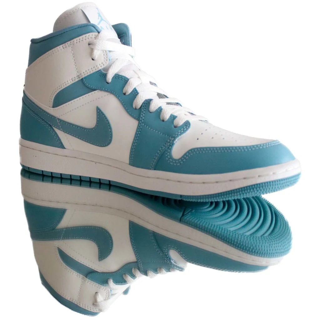 Jordan 1 Mid UNC (2022)
