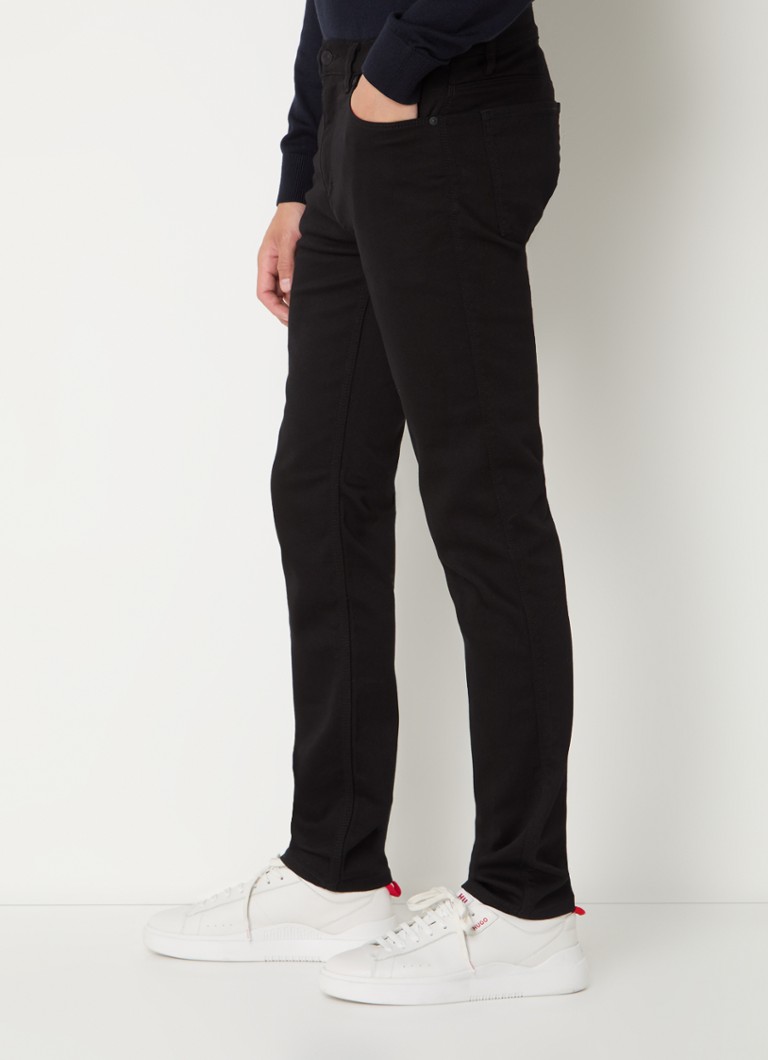 Jeansy HUGO BOSS 708 slim-fit z efektem sprania