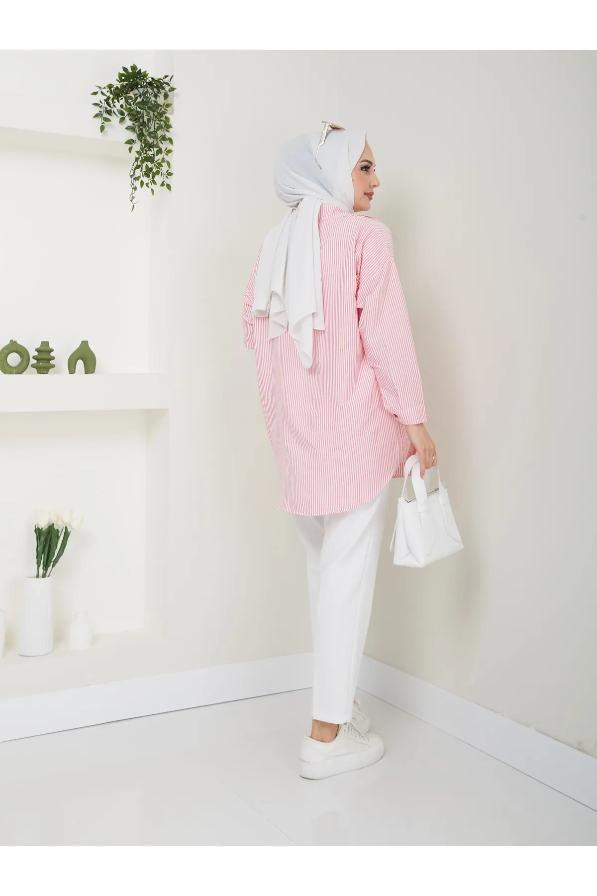 VOLT CLOTHİNG  Gestreiftes Hijab-Shirt für Damen