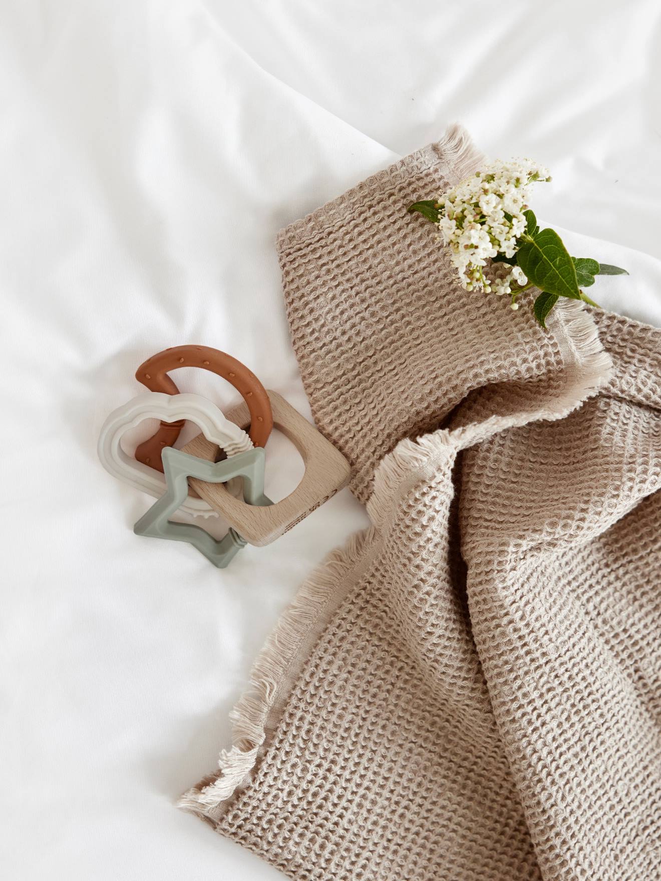 Lässig Baby Beißring Little Universe LÄSSIG - mehrfarbig