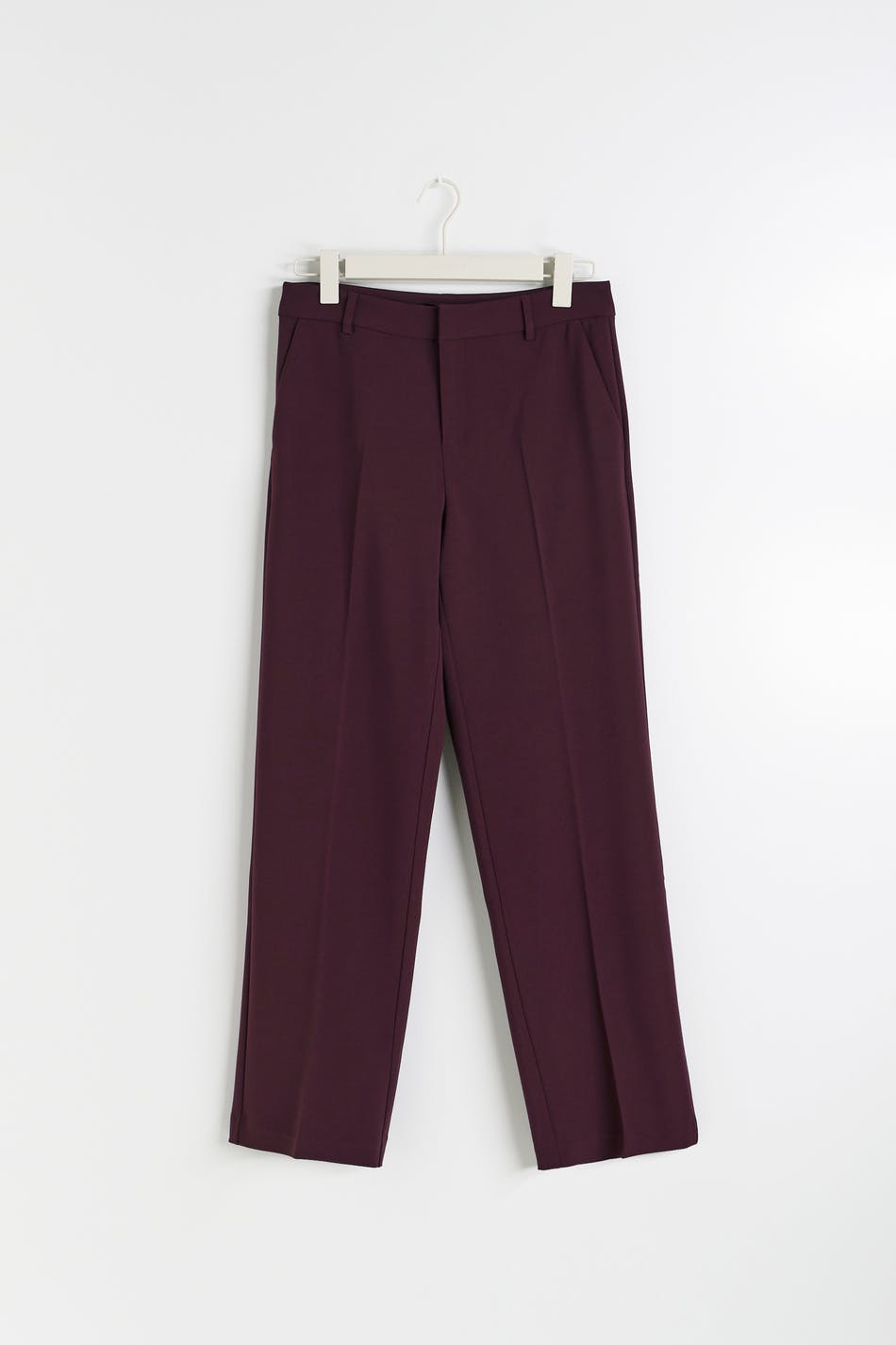 Straight regular trousers