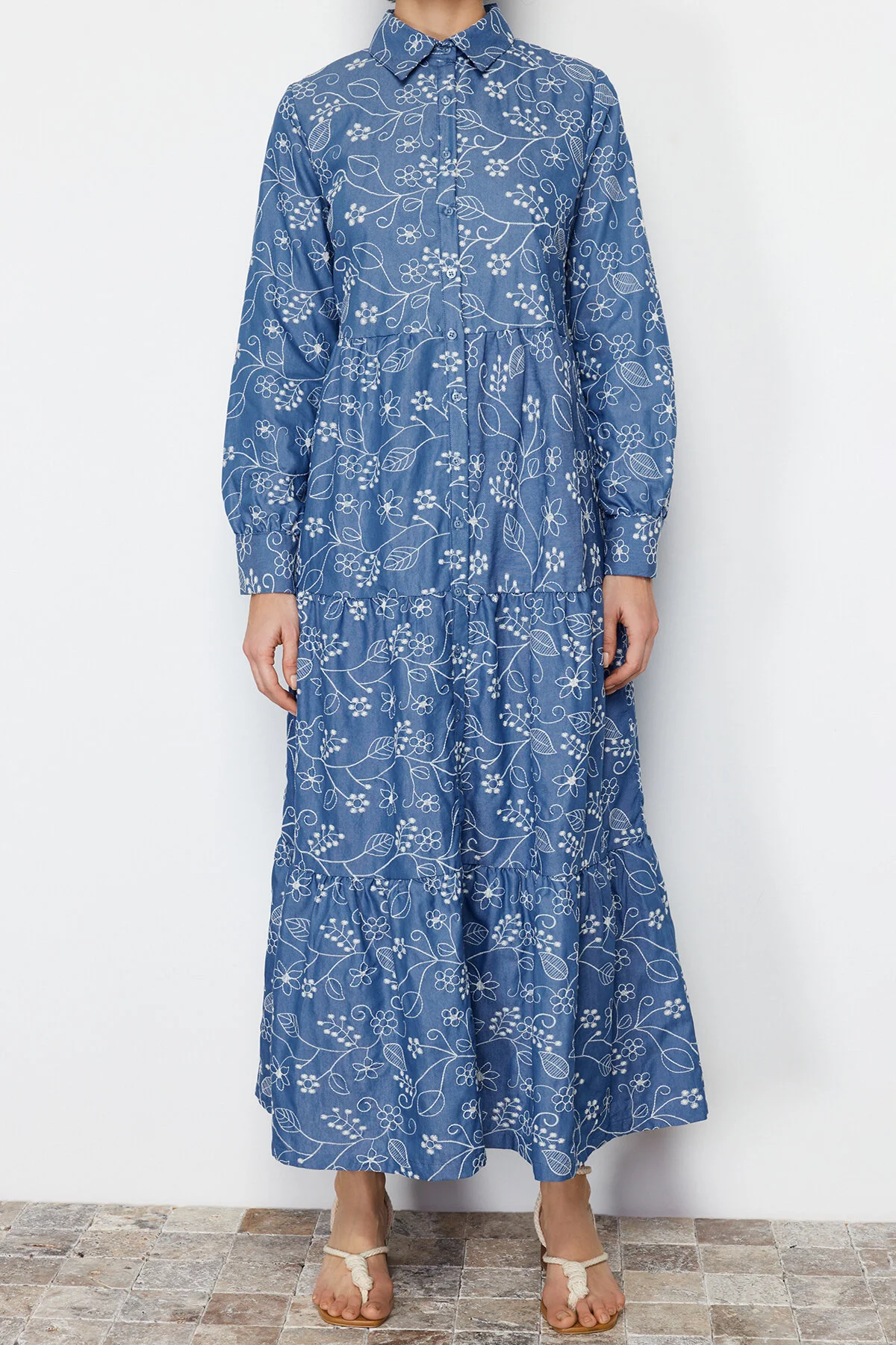Trendyol Modest  Hemdkleid aus gewebter Indigo-Baumwolle TCTSS24EB00091