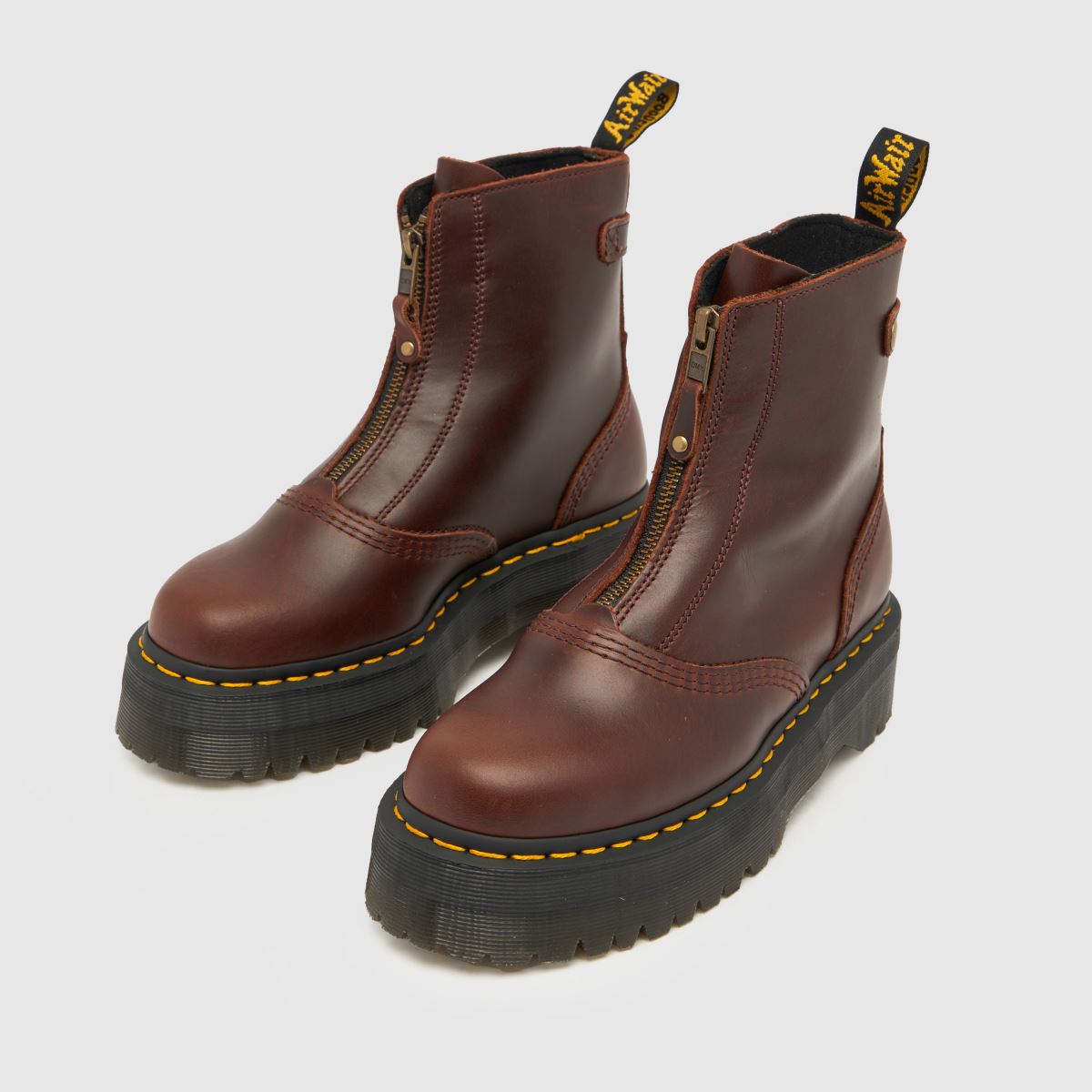 Dr Martens – Bruna Jetta-stövlar