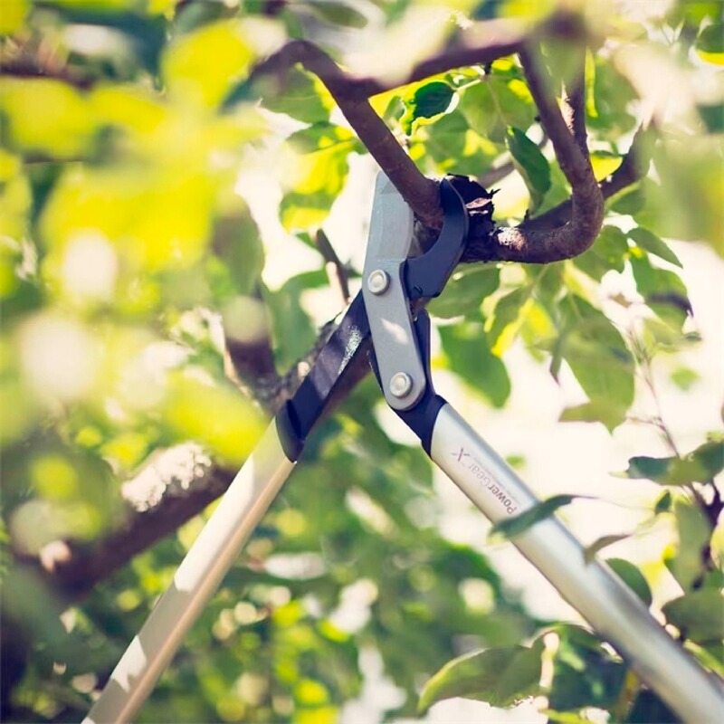 Fiskars Astschere PowerGear LX94-M