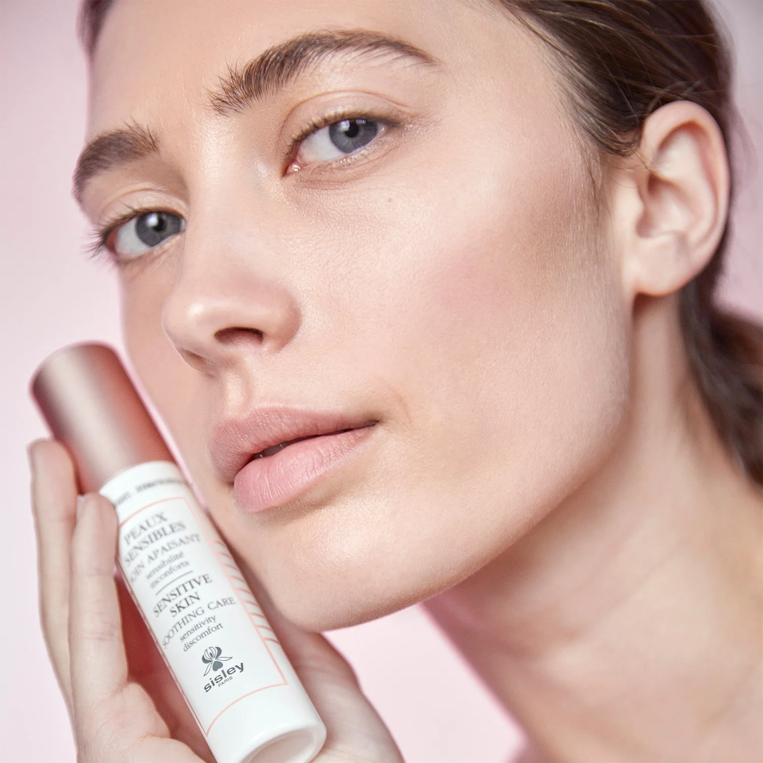 Facial Peaux Sensibles Soin Apaisant – 24 Stunden beruhigende Gesichtsbehandlung