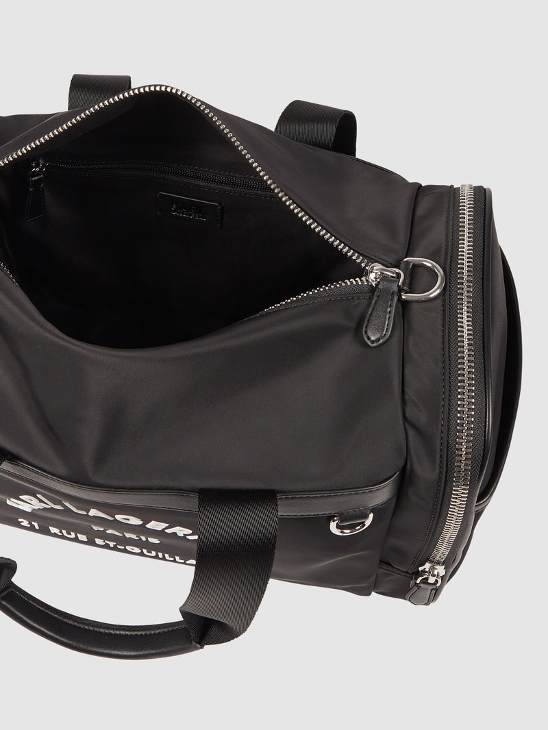 Weekender mit gummiertem Logo in schwarz