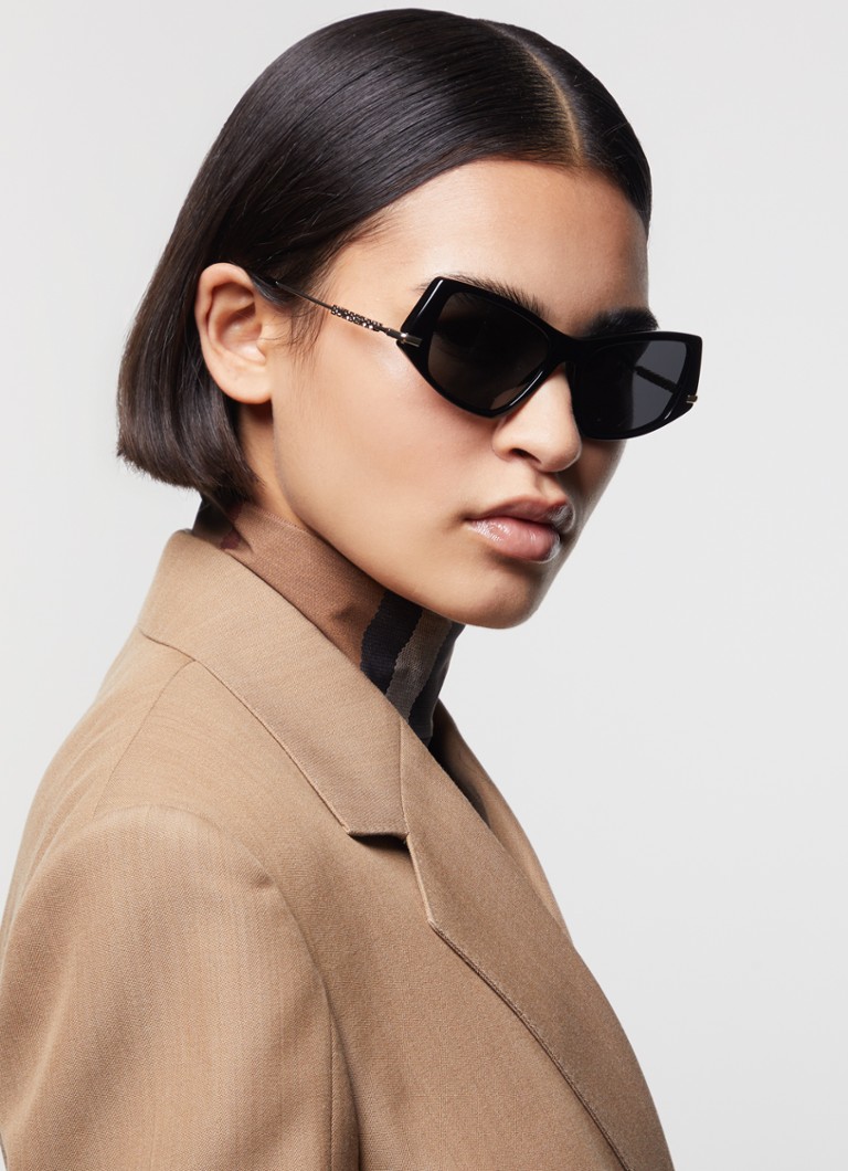 Burberry Retro Sunglasses BE4408