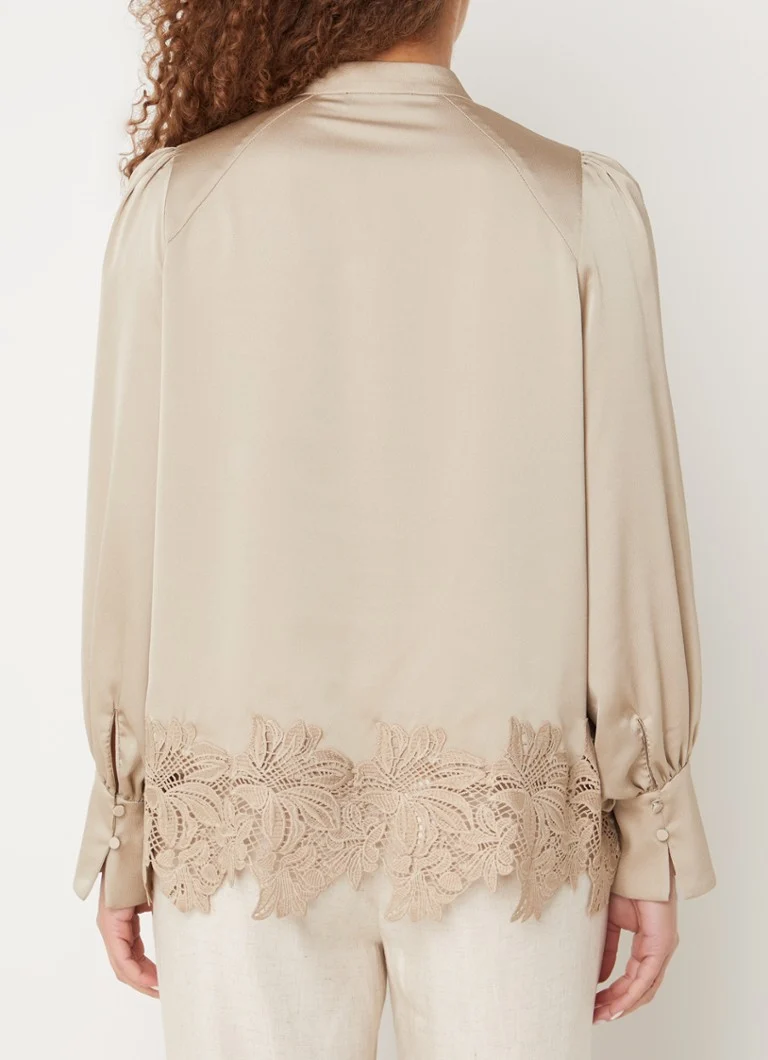 Bruuns Bazaar  Acacia Katara tuniek met details van kant