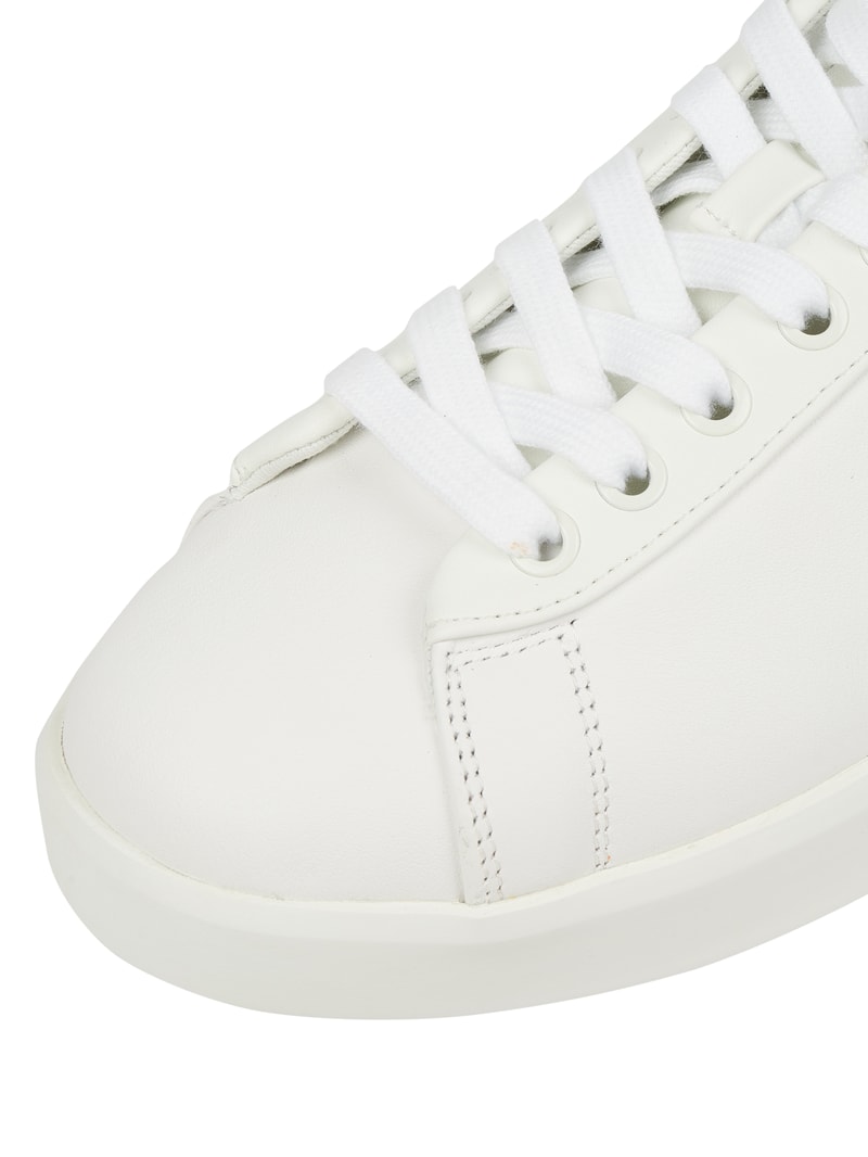 Sneaker mit Kontrastbesatz in weiß
