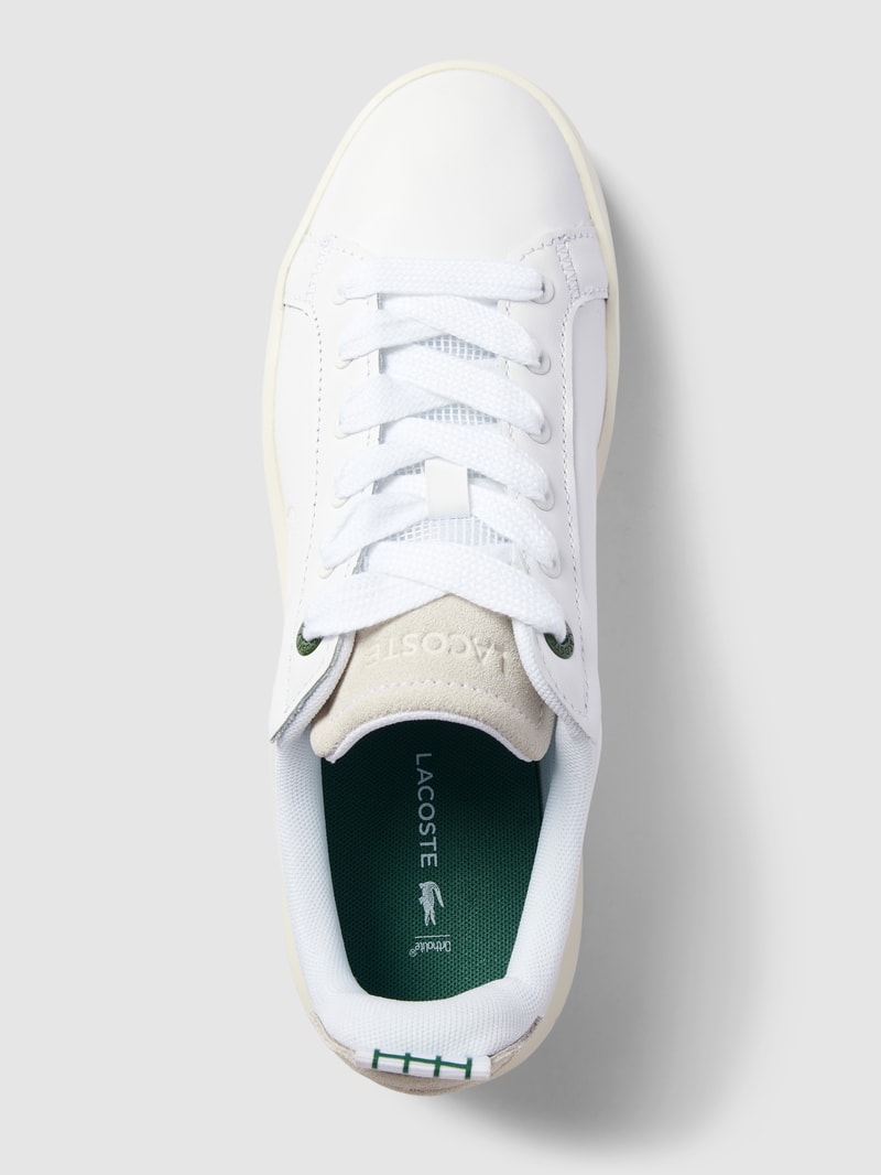 Plateau-Sneaker mit Label-Details Modell 'CARNABY' in weiß