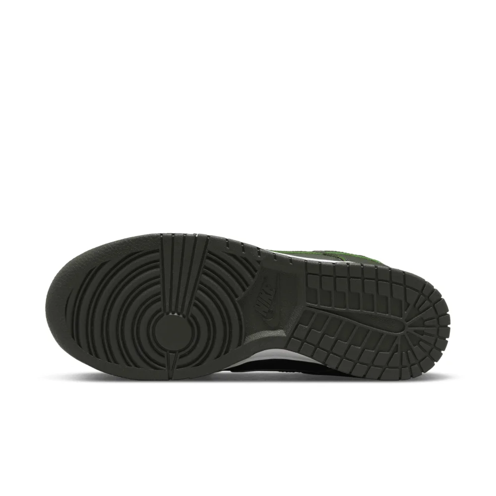 Nike Dunk Low Wmns LX DM7606-300 / grün