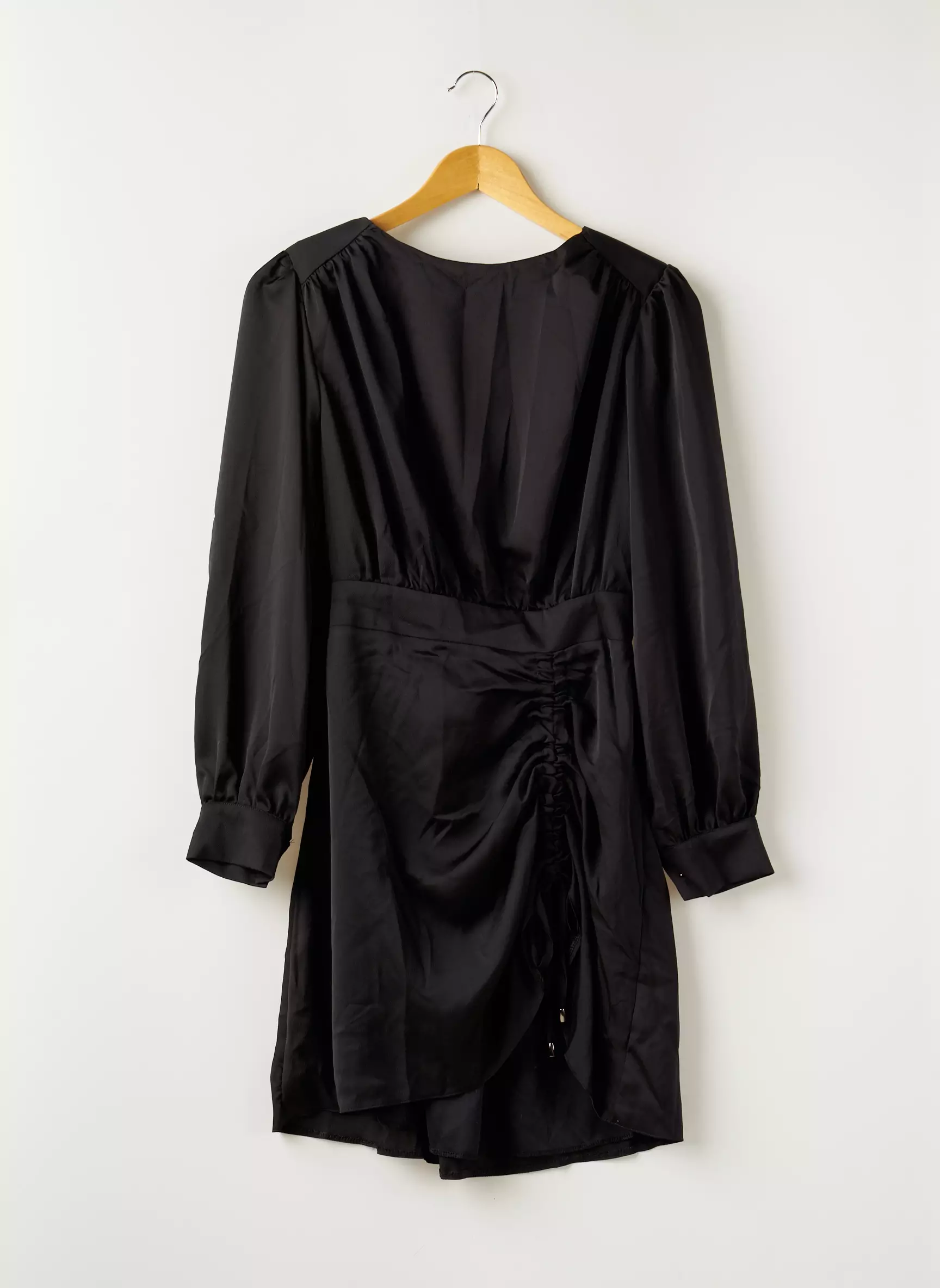 Alma Robes Courtes Femme couleur noir