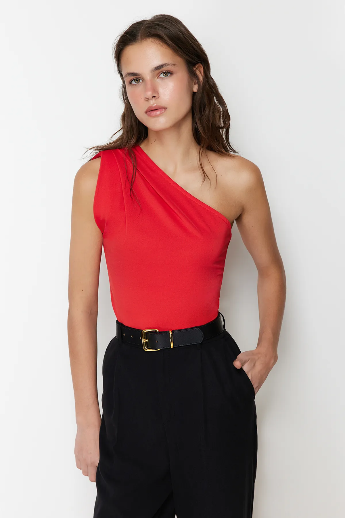 Trendyol Collection  Granatapfelblüte Asymmetrischer Kragen Flexibler Strickbody mit Druckknöpfen TWOSS22BD00014