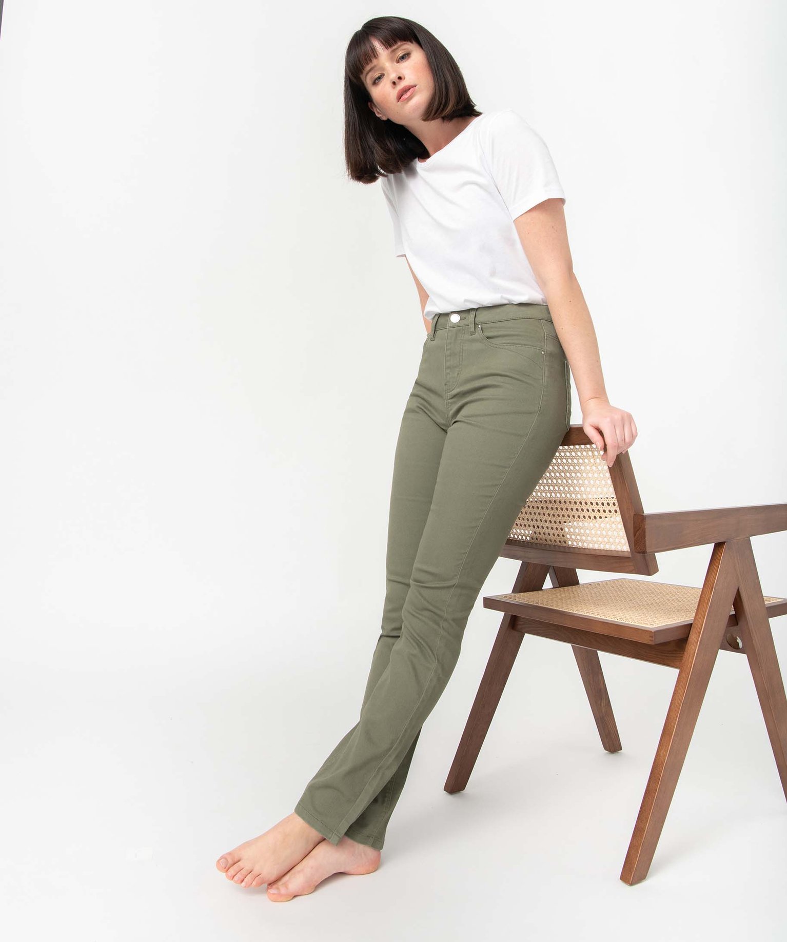 Pantalon femme coupe Regular taille normale kaki | GEMO