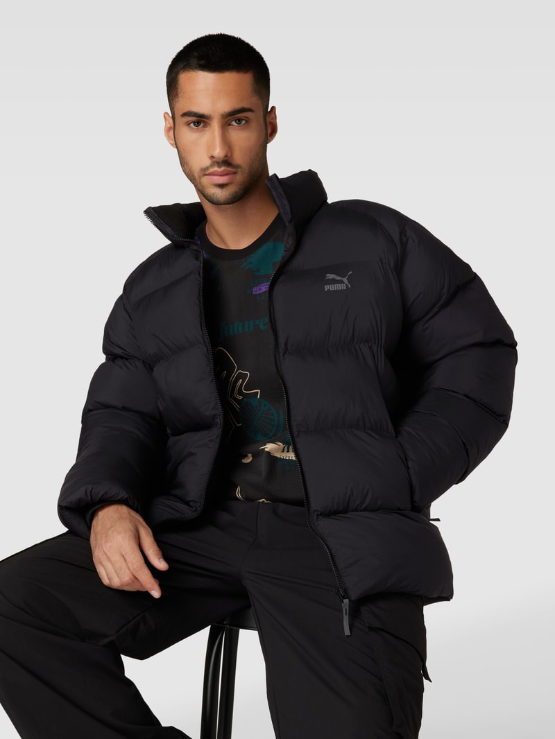 Steppjacke mit Label-Print - PUMA X P&C* in schwarz