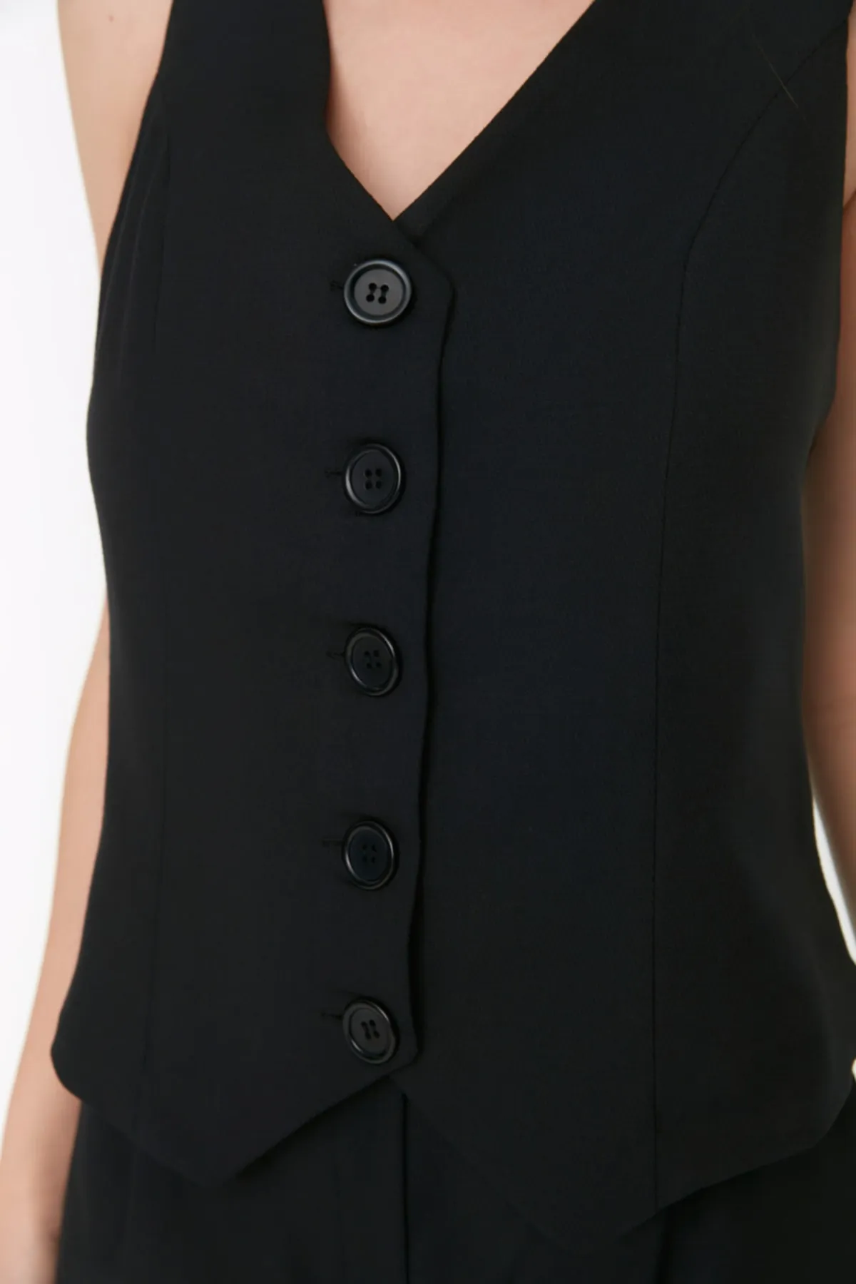 Trendyol Collection  Schwarze, gewebte Weste mit normaler Knopfleiste TWOSS22YE0046