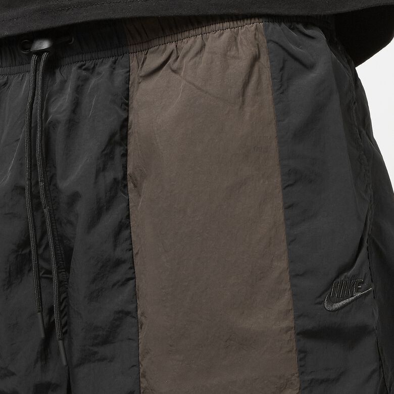 NIKE Tech Pack Woven Training Shorts blk/baroque brown