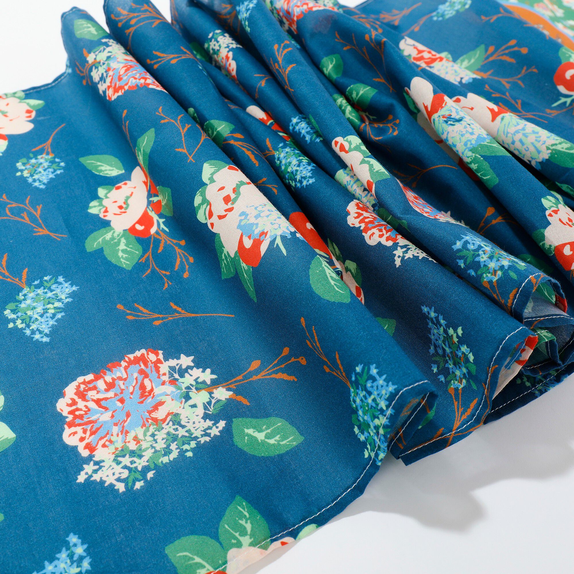 Foulard fabriqué en France imprimé fleurs bleu/vert, 198 x 38 cm