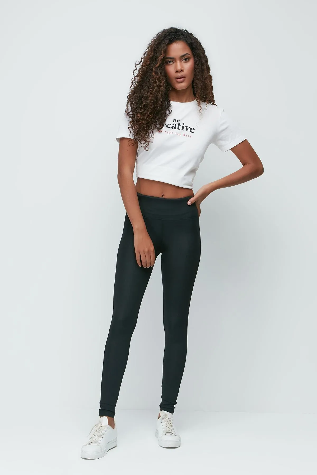 C&City  Lange Sportleggings mit hohem elastischem Bund 9401 Schwarz
