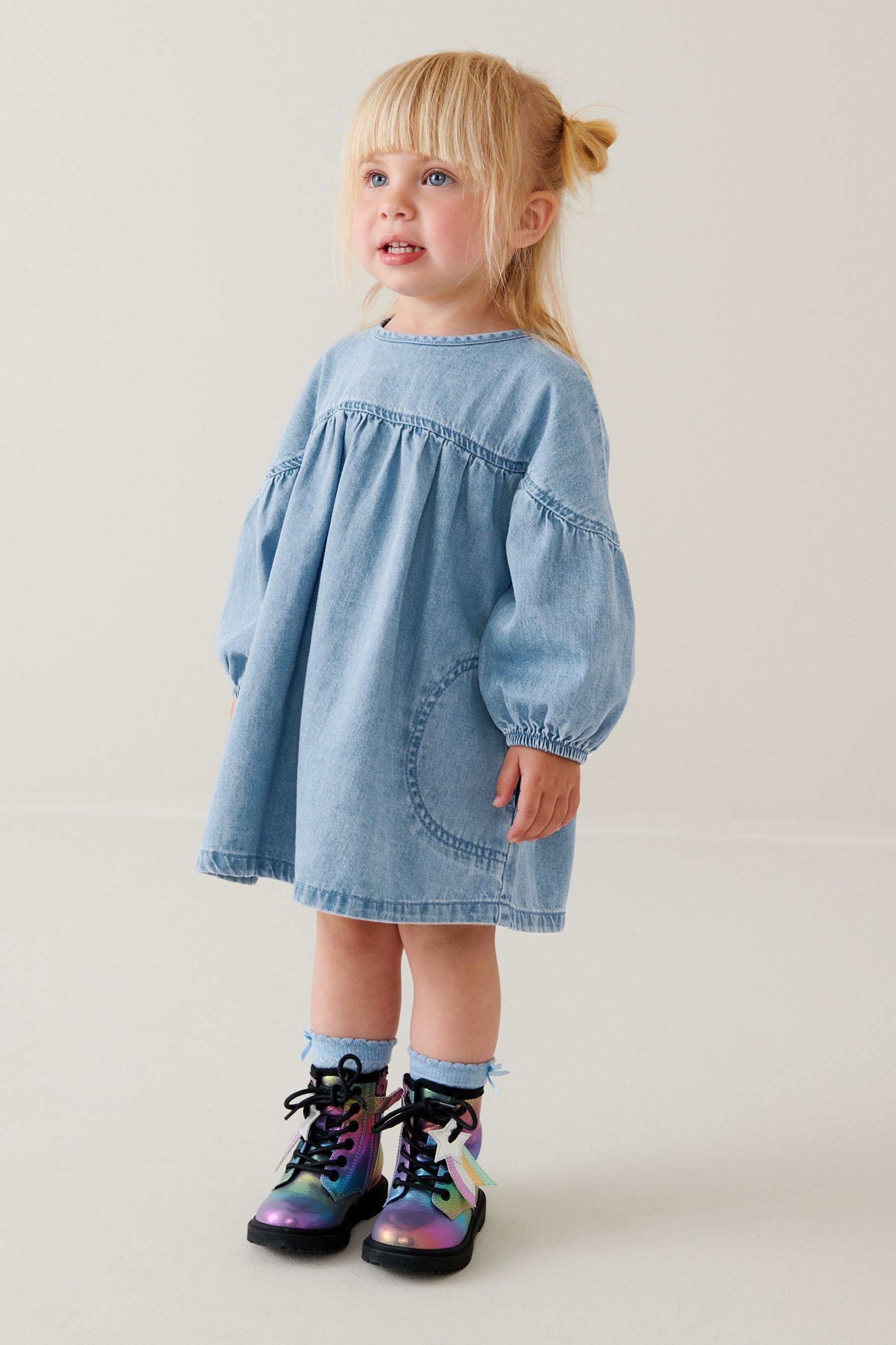 Next Jeanskleid Relaxed Fit Baumwollkleid (1-tlg)