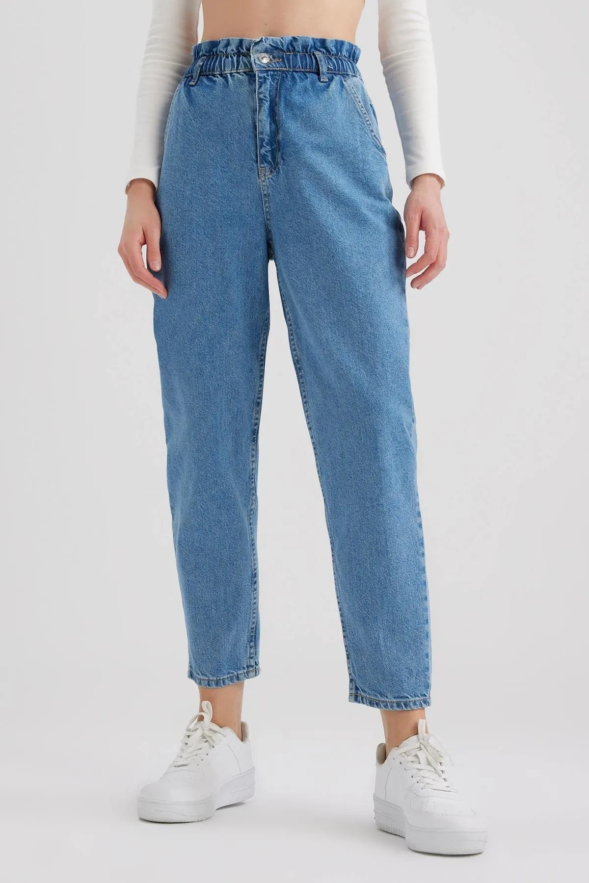 DeFacto  Paperbag-Jeans mit kurzem Bein und Crop-Fit aus 100 % Baumwolle