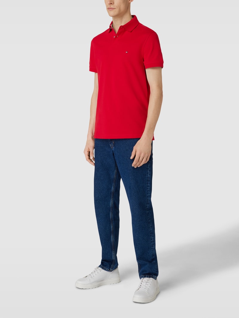 Poloshirt mit Logo-Stitching in rot