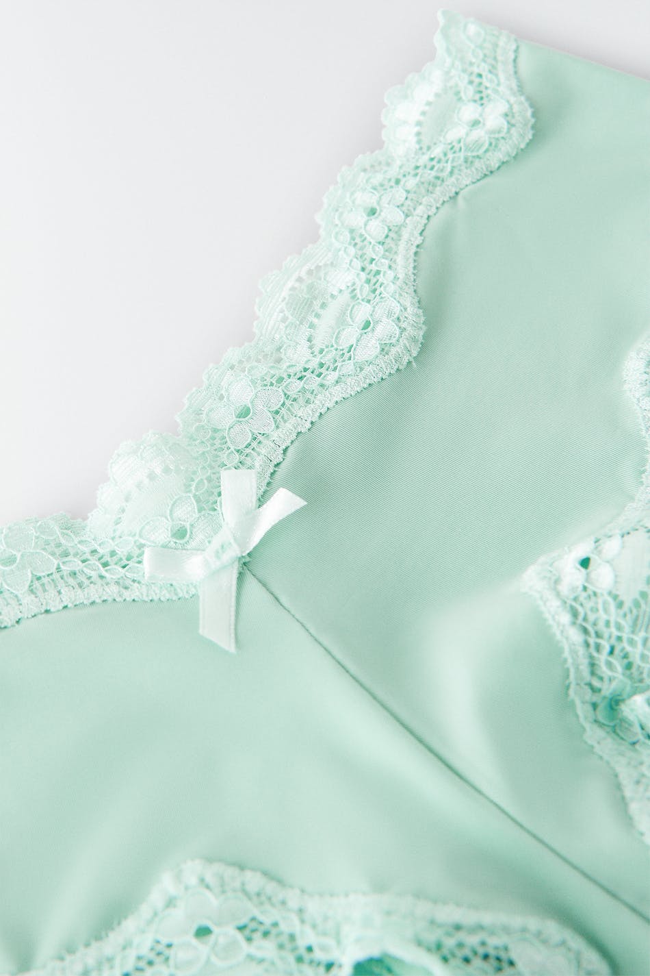 Micro lace brazilian