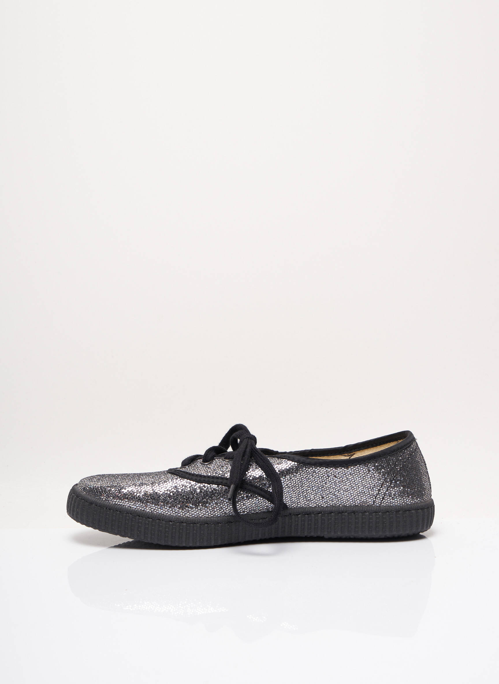 Victoria Baskets Femme couleur gris