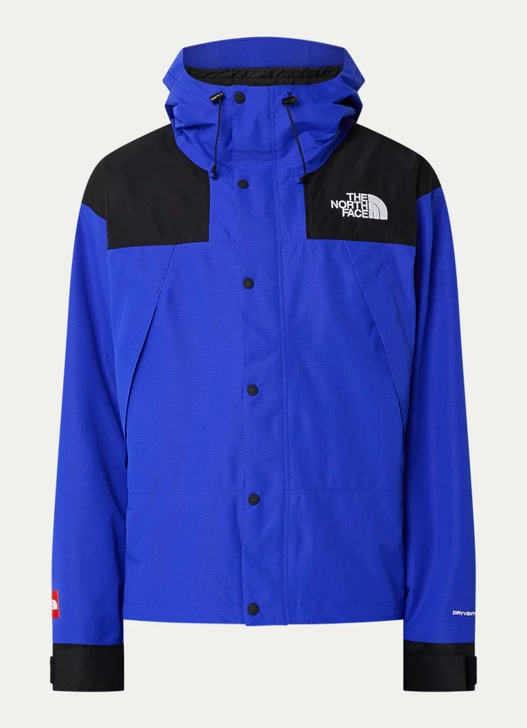 Jachetă rezistentă la vânt The North Face M Dryvent, cu glugă și buzunare cu fermoar.