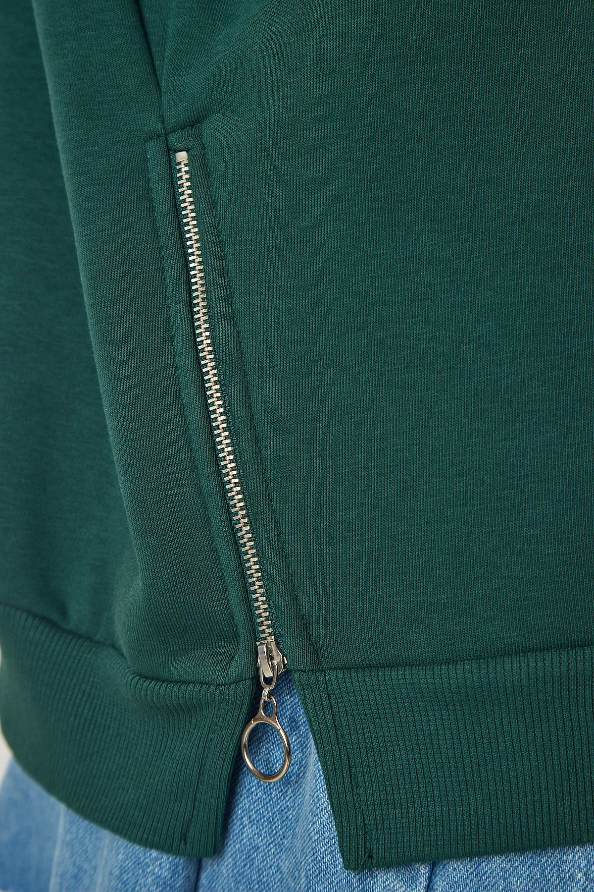 Happiness İstanbul  Khakifarbenes Strick-Sweatshirt mit Reißverschluss und Reliefmuster für Damen UB00148