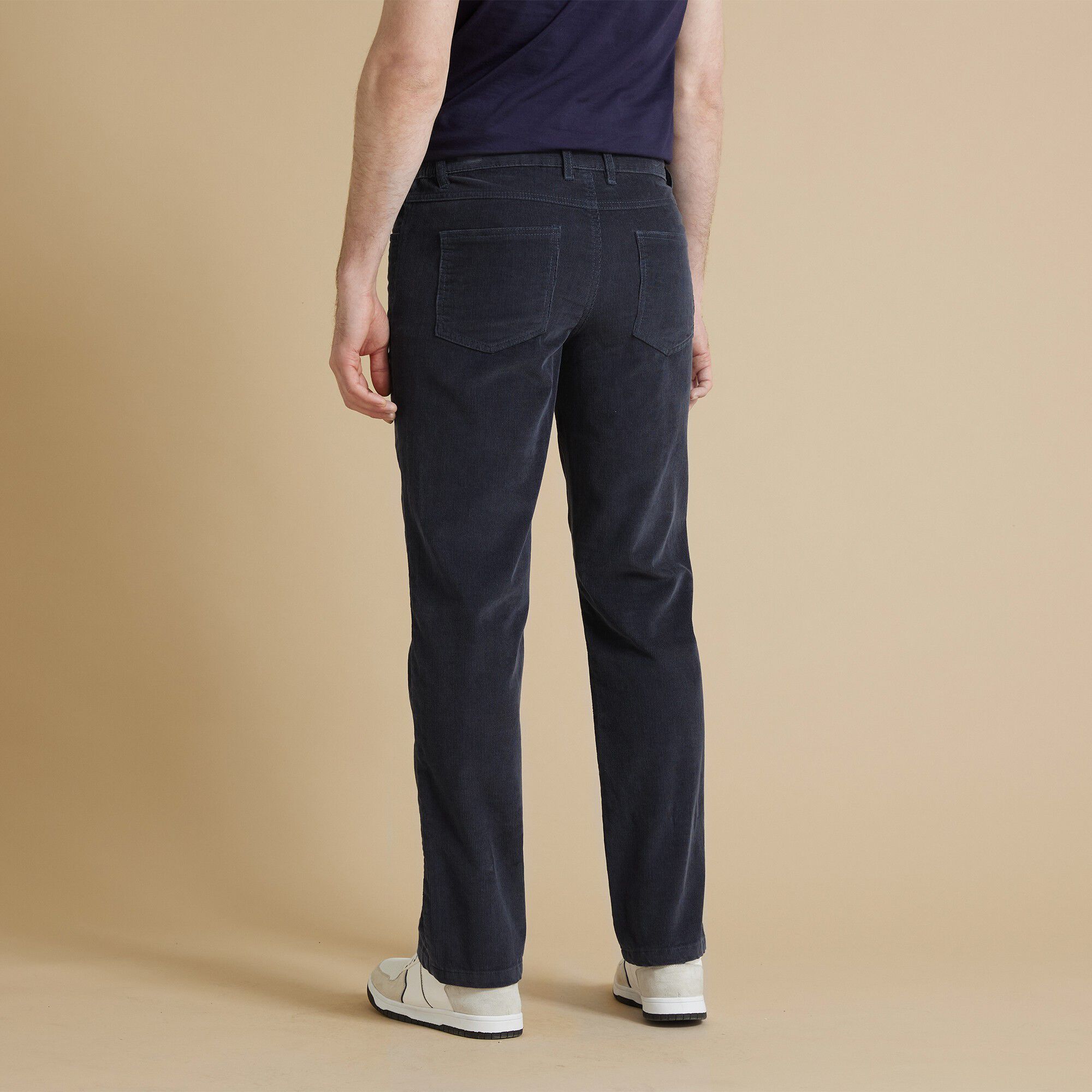 Pantalon droit 5 poches velours milleraies
