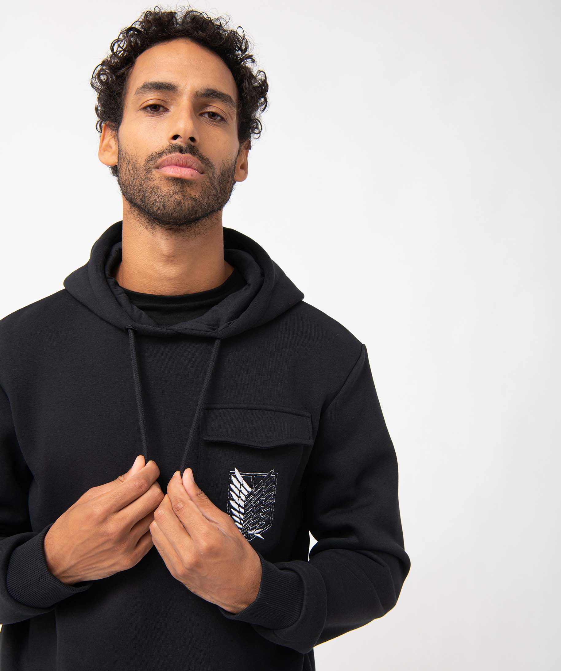 Sweat homme à capuche avec motif dos - Attack on Titan noir | GEMO