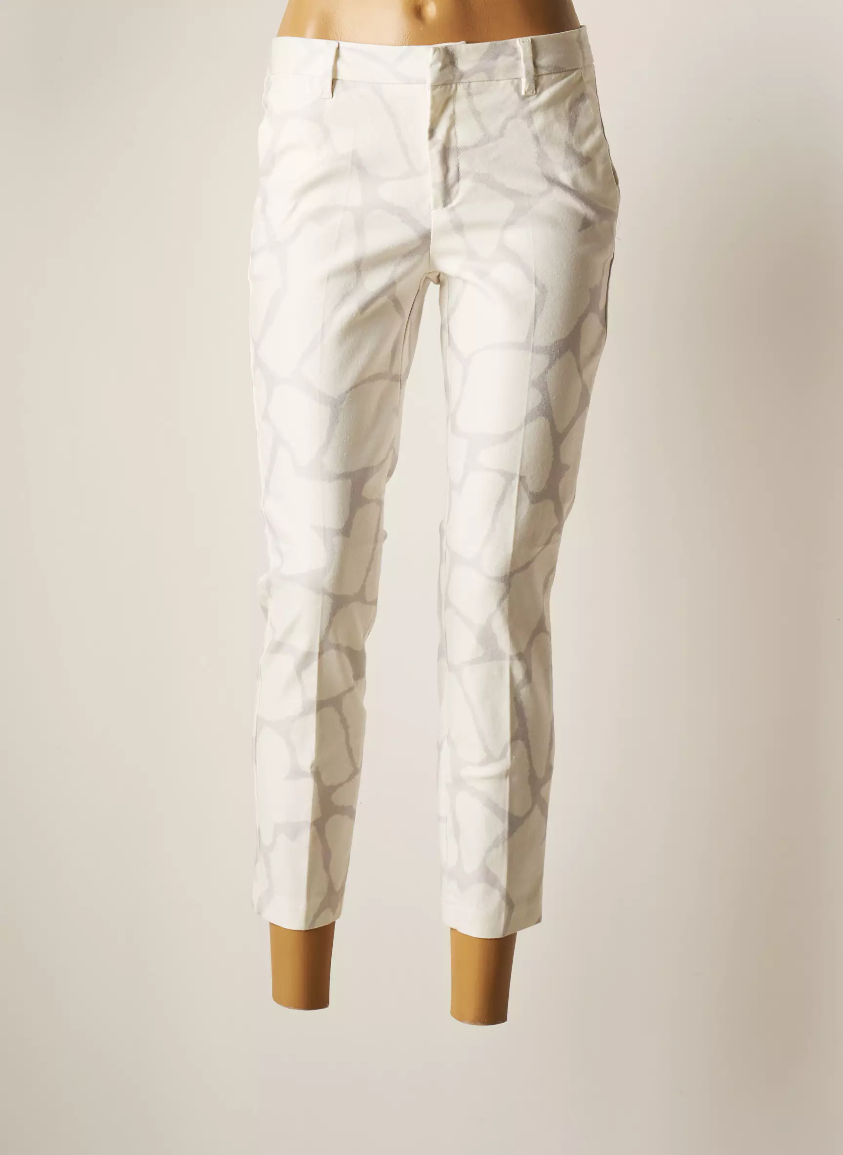 Yaya Pantalon7 8 Femme couleur blanc