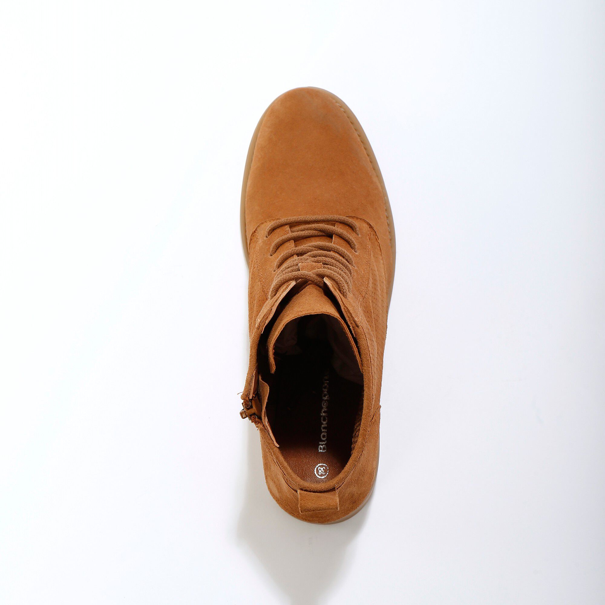 Bottines montantes en croûte de cuir embossé à lacets