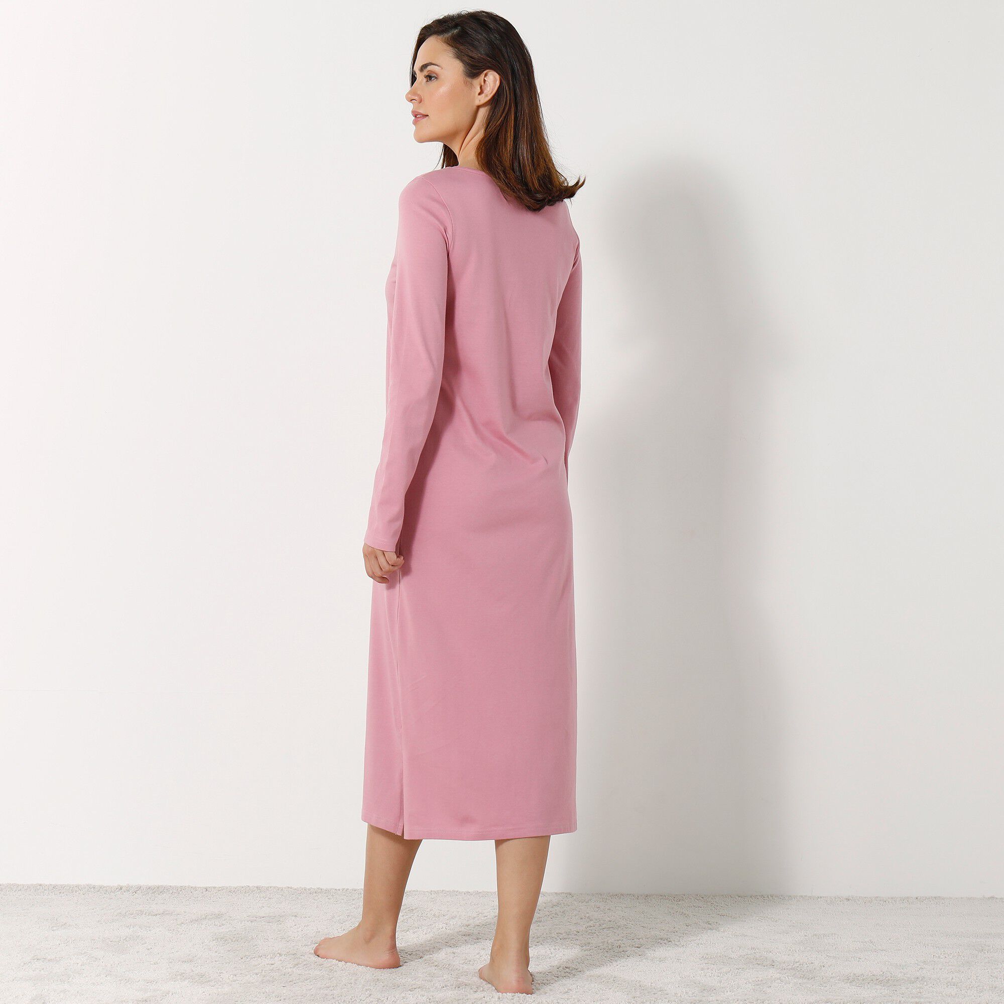 Chemise de nuit fleurs manches longues