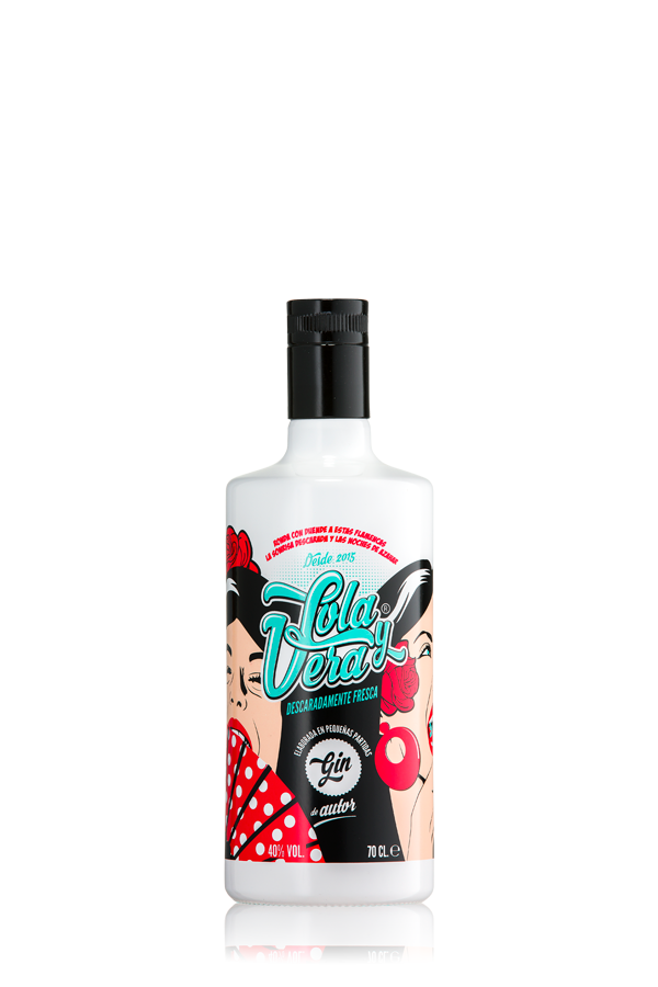Lola y Vera Gin Gitana Destilería Urbana Santamania