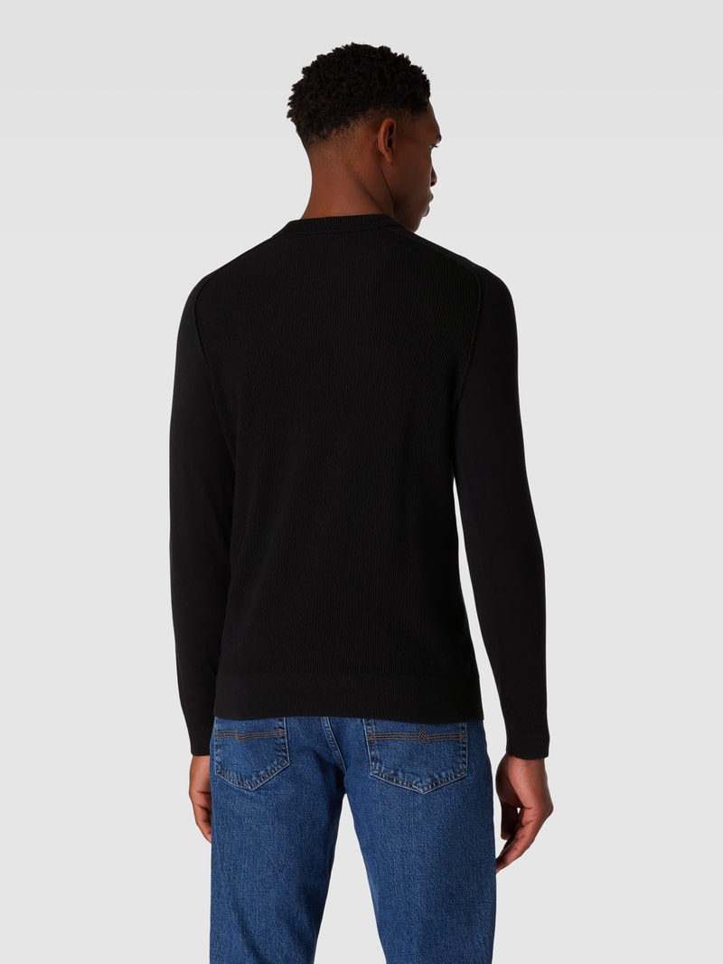 Strickpullover mit Label-Patch Modell 'KESOM' in schwarz