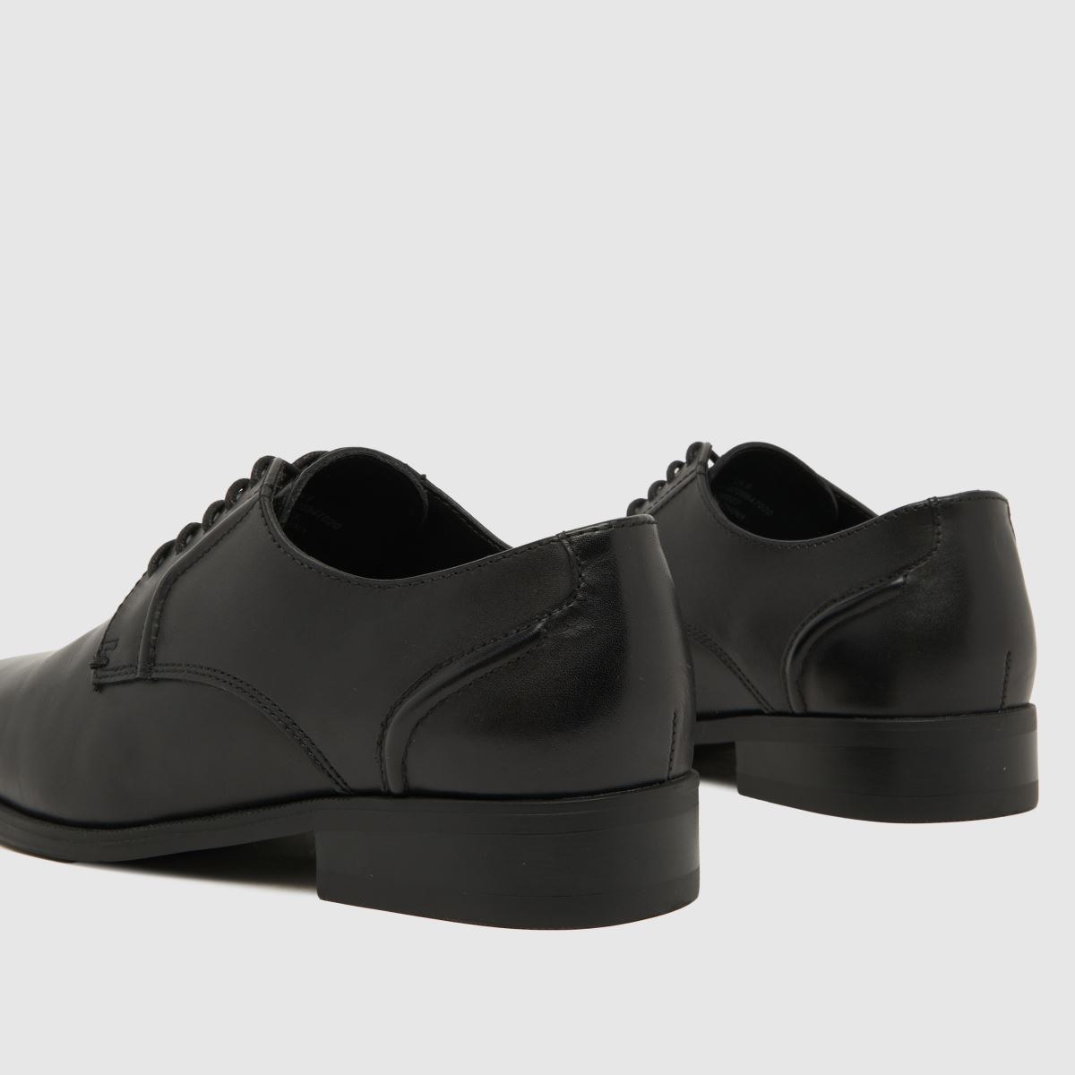 Schuh Reilly bőr csipkés cipő fekete színben