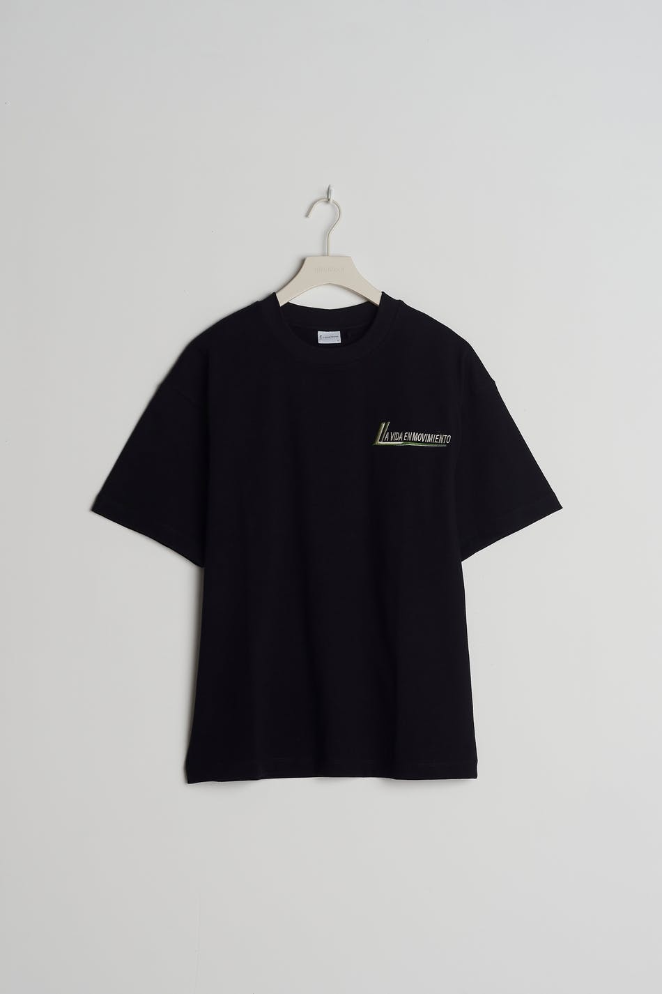 Love tee