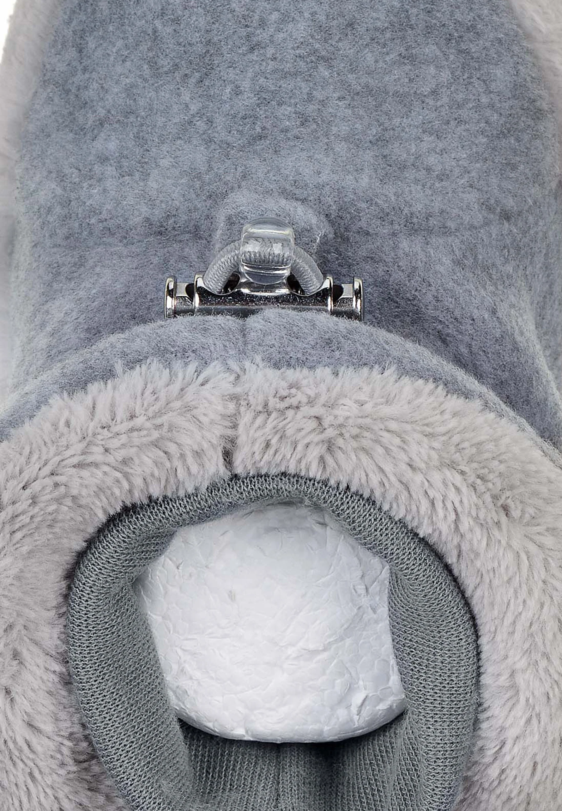 Babyschuhe in verschiedenen Unifarben