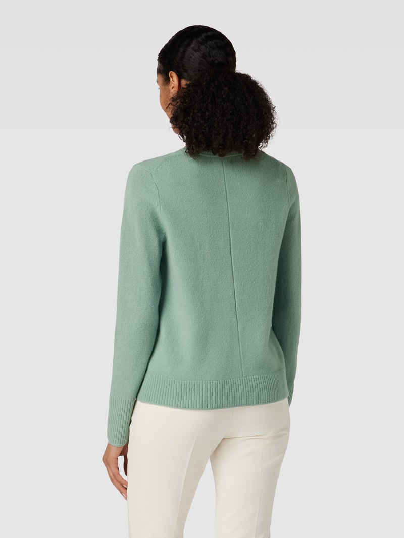 Strickjacke mit Knopfleiste und Eingrifftaschen in schilf