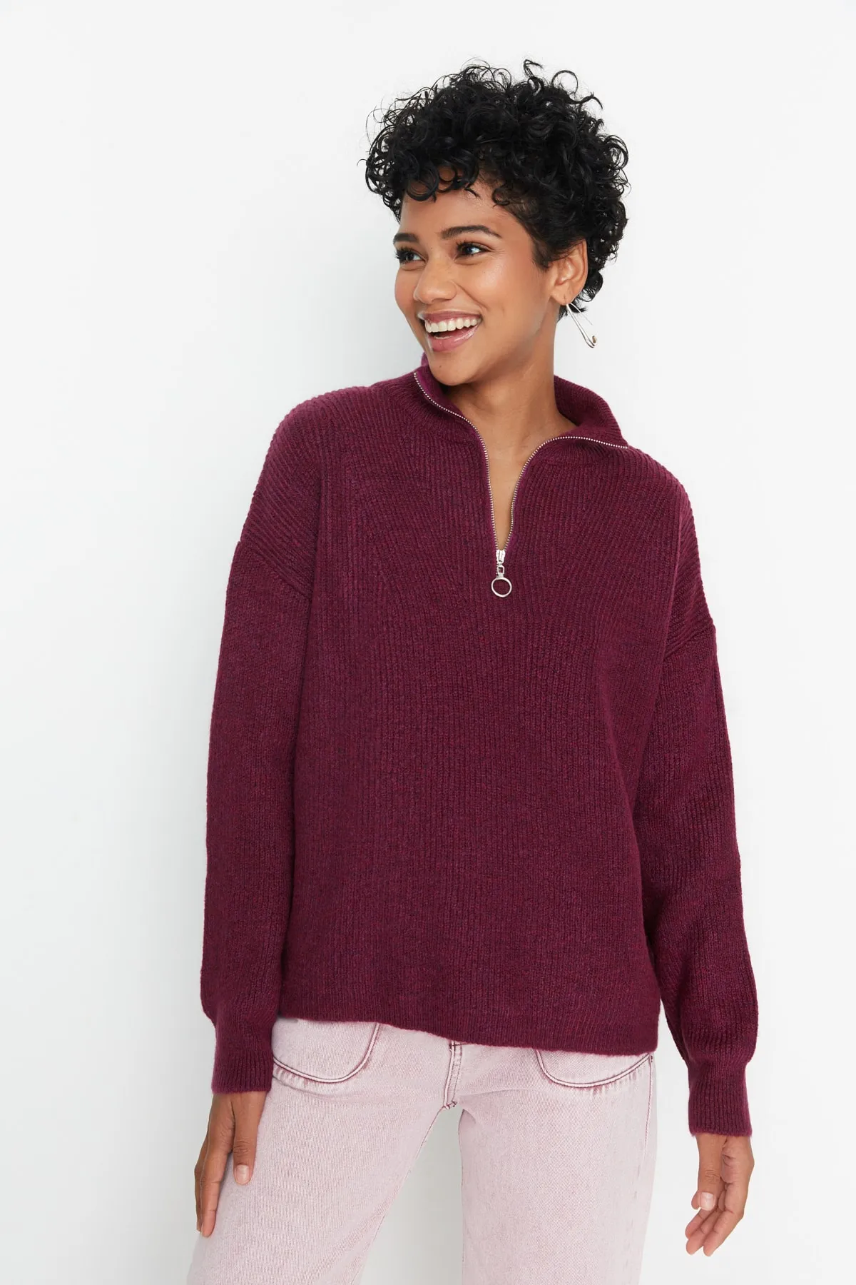 Trendyol Collection  Hellvioletter Strickpullover mit weicher Struktur und Reißverschluss TWOAW20XS0009
